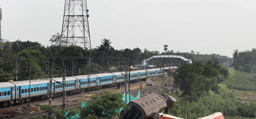 How many people died in train accident?