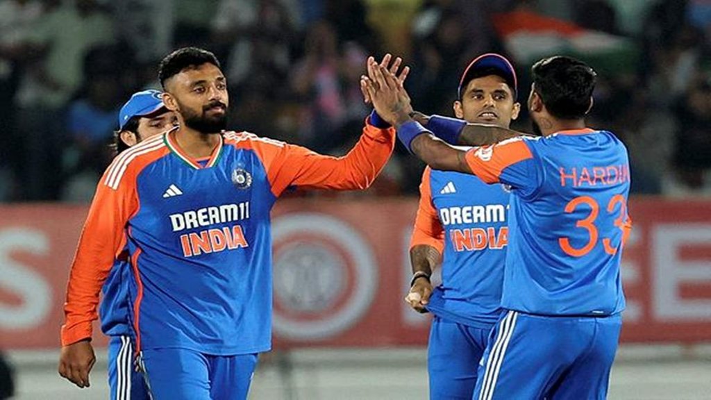 IND vs ENG 3rd T20I, IND vs ENG T20I,varun Chakravarthy,varun chakravarthy 5 wicket