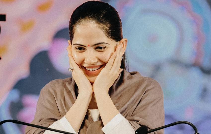 Jaya Kishori perform her first Katha in Marwari language