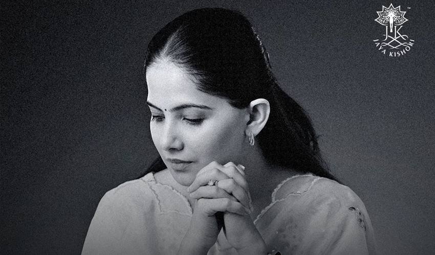 Jaya Kishori irritated to see her father