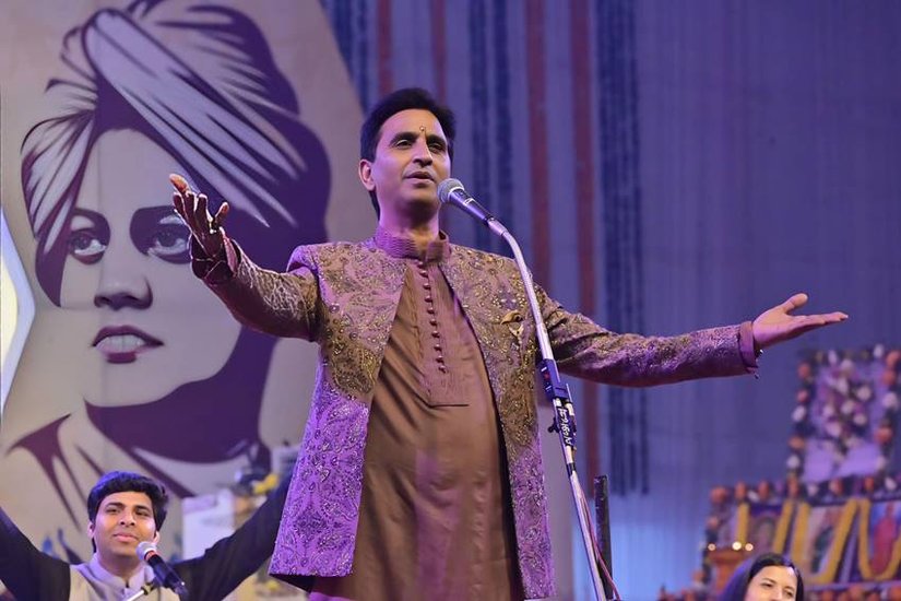 Kumar Vishwas poem for girlfriend