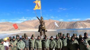 Ladakh News, Pangong Lake News, Hindi news.