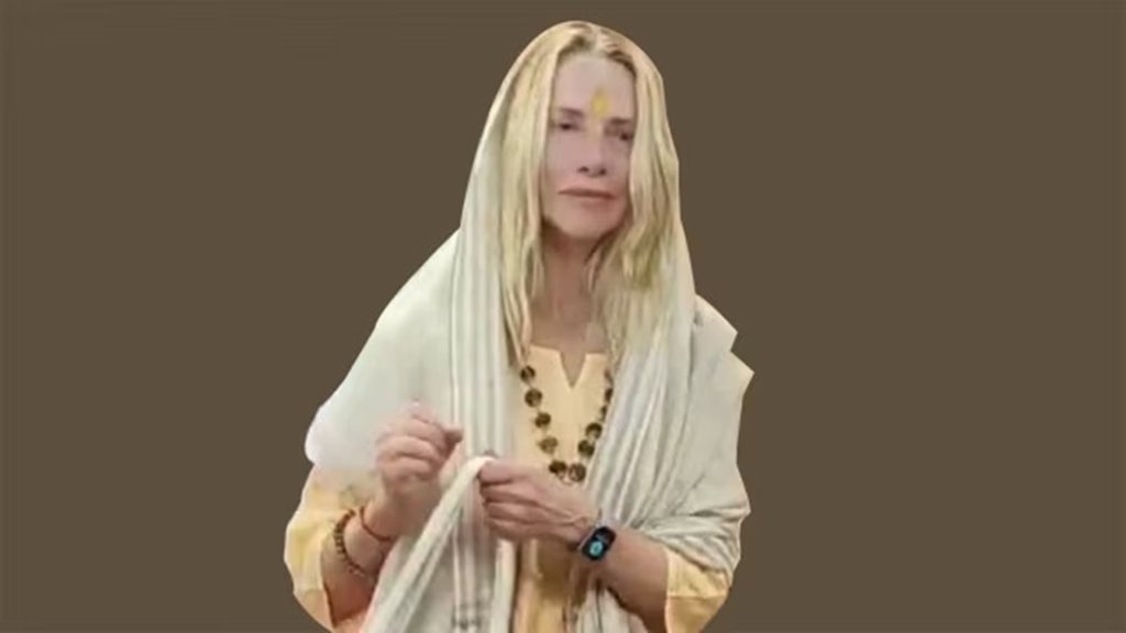 Steve Jobs Wife, Acharya Kailashanand Giri, Hindu Philosophy