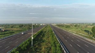 Noida Expressway