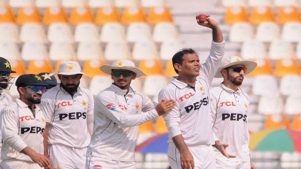Nonam Ali, Nonam Ali Hattrick, Pak vs WI 2nd test match, Pak vs WI, WI vs Pak, Pakistan vs West Indies, West Indies vs Pakistan, पाकिस्तान बनाम वेस्टइंडीज, पाकिस्तान क्रिकेट टीम, पाकिस्तान की प्लेइंग इलेवन, Pakistan cricket team, नोमान अली, नोमान अली हैट्रिक, Gudakesh Motie half century