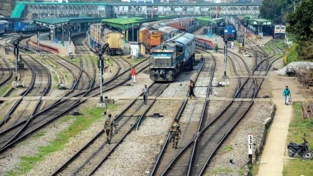 Mahakumbh Mela Special Trains, Mahakumbh Mela, Prayagraj maha kumbh, indian railway