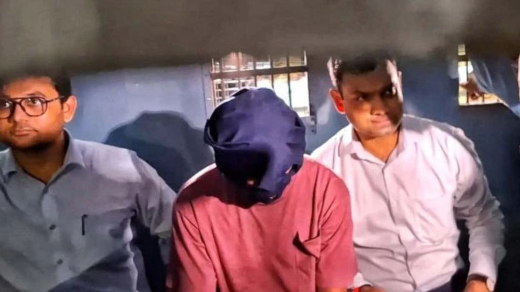 RG Kar Rape-Murder Case: जेल में मजदूरी करेगा रेप-हत्या का दोषी संजय रॉय। (Express Photo)
RG Kar Rape-Murder Case: जेल में मजदूरी करेगा रेप-हत्या का दोषी संजय रॉय। (Express Photo)