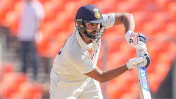 Ranji Trophy: रोहित की 10 साल बाद घरेलू क्रिकेट में हुई असफल वापसी, जम्मू-कश्मीर के खिलाफ दोनों पारियों में बनाए इतने रन