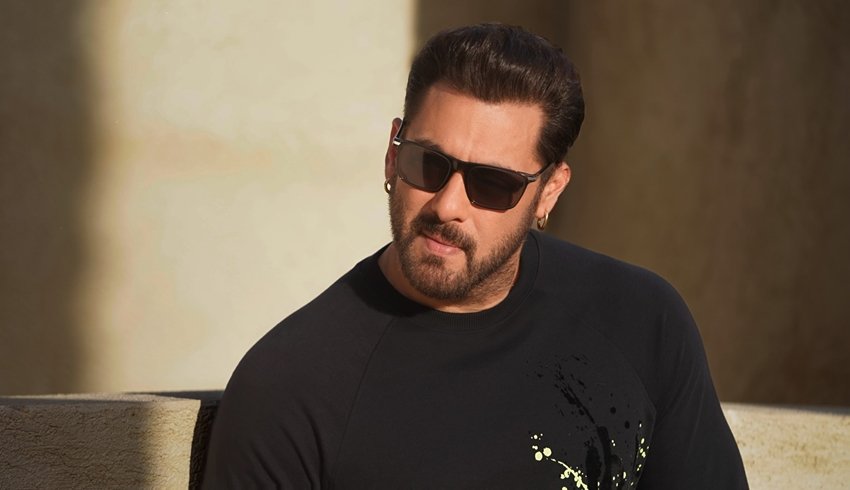 Salman Khan House bulletproof glass