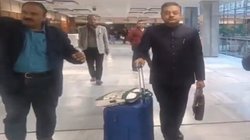 One Nation One Election: सूटकेस में 18 हजार पन्ने दस्तावेज लेकर वन नेशन वन इलेक्शन की JPC बैठक में पहुंचे संबित पात्रा, देखें VIDEO