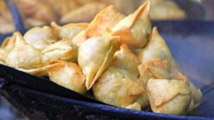 Shaving blade in samosa, Ramesh Verma Niwai town Shaving blade samosa, Niwai town samosa incident,