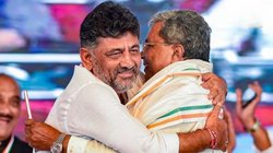 कर्नाटक सरकार के नेतृत्व में होगा बदलाव? आलाकमान के हस्तक्षेप के बाद भी सिद्धारमैया और शिवकुमार खेमे में फिर से खींचतान