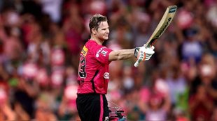 Sydney Sixers vs Perth Scorchers, BBL 2025, Big Bash League 2025, Moises Henriques, Steve Smith, Steve Smith century, Steve Smith hundred, स्टीव स्मिथ, बिग बैश लीग 2025, Sydney Sixers, Glenn Maxwell, Aaron Finch