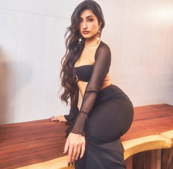 dhanashree verma Pictures