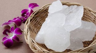 alum uses for cleaning tips in hindi