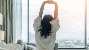 sleep travel benefits in hindi