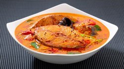 लहसुन वाली मछली कैसे बनती है? जानें इस Classic fish recipe के बारे में