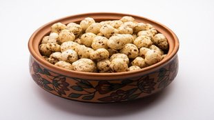 Nikhil Kmath, Nikhil Kamath superfood, Nikhil Kamath makhana, makhana, makhana health benefits, makhana nutrition profile, makhana for diabetes, health news,NUTRITIONAL PROFILE of Makhana, Fox Nuts Benefits,Fox nuts and diabetes,Fox nuts for weight loss and diabetes