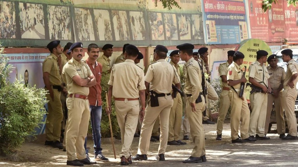 adodara City Police News, drunken deputy mamlatdar case,