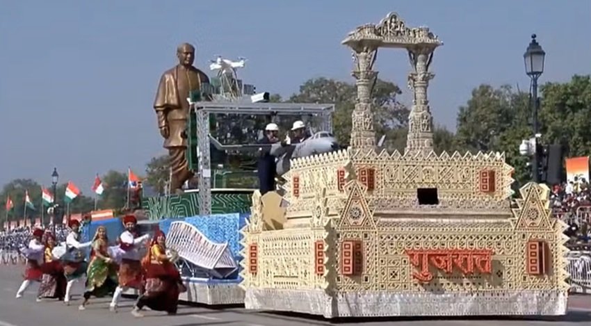 Akash and BrahMos missile display