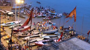 mahakumbh 2025,maha kumbh 2025,kumbh mela 2025,prayagraj maha kumbh, mahakumbh 2025 snan, mahakumbh 12 saal me kyu aata, mahakumbh history,kumbh mela kitne saal baad lagta hai