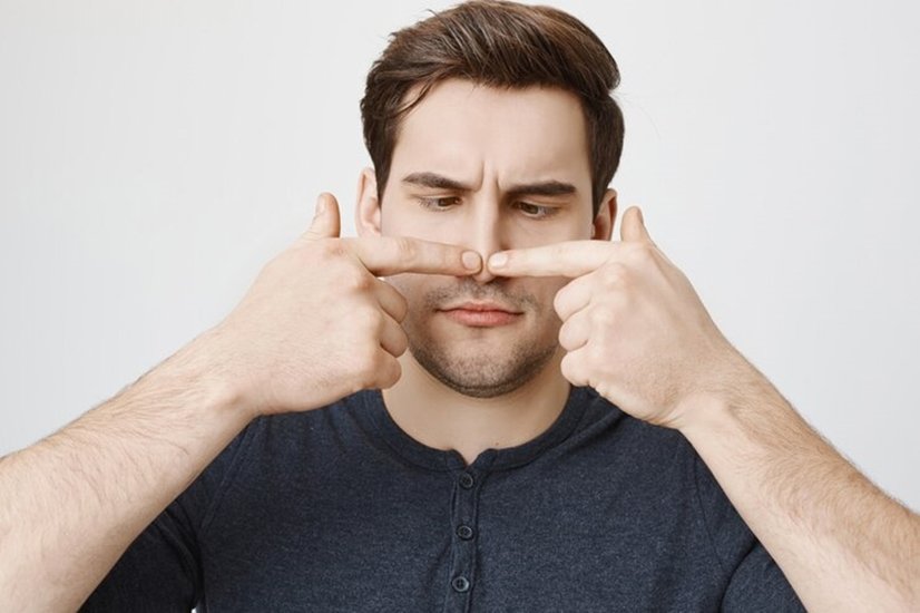 pimple on Nose