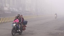 Punjab Schools Winter Holidays: पंजाब में विंटर ब्रेक खत्म, लेकिन ठंड का सितम है जारी; क्या आगे बढ़ेंगी छुट्टियां?