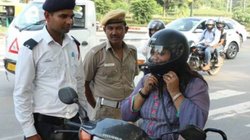 संपादकीय: यूपी सरकार की स्वागतयोग्य पहल, बिना हेलमेट अब नहीं मिलेगा पेट्रोल