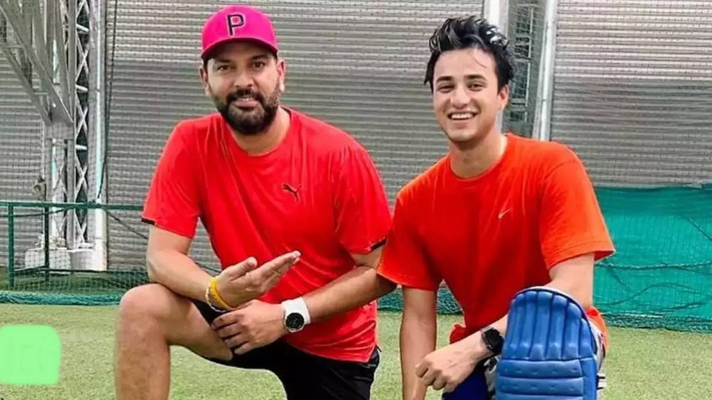 Ind vs Eng, India vs England, England vs India, भारत बनाम इंग्लैंड, अभिषेक शर्मा, Abhishek Sharma, Abhishek Sharma cricket career, Yvuraj Singh, Abhishek Sharma on Yuvraj Singh