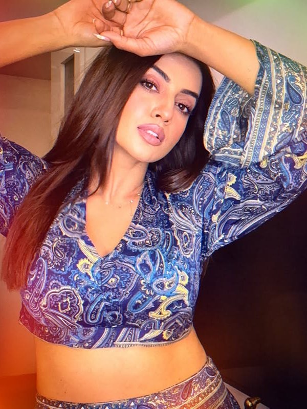 Akshara Singh Claims contractual relationship