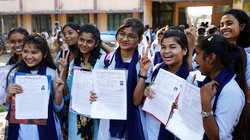 CBSE Board Exam 2025: 12वीं के बाद कॉलेज में कैसे मिलेगा एडमिशन? कम से कम कितने लाने होंगे नंबर
