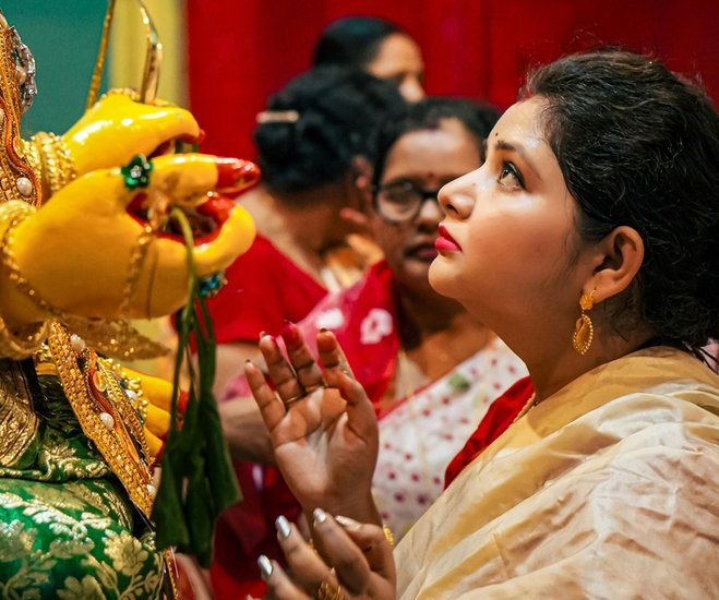 can We chant mantras Without Guru or not