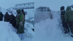 Uttarakhand Chamoli Avalanche: 5 कंटेनर मिले, तीन की खोज जारी, इन्हीं में फंसी 41 मजदूरों की जान