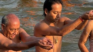 Digvijay Singh Prayagraj Mahakumbh 2025, Congress leader Digvijay Singh at Maha Kumbh, Digvijay Singh in Magh Purnima Snan,