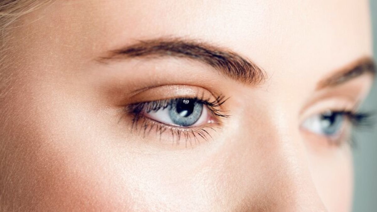 महिलाओं की दाईं आंख फड़कना शुभ होता है या अशुभ? आंख फड़कने के पीछे छिपा है  एक गहरा राज, जानें क्या कहता है सामुद्रिक शास्त्र | Jansatta