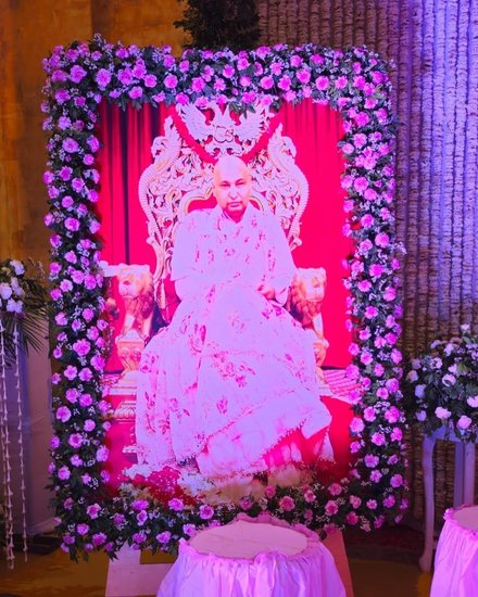 Guruji Mandir Chattarpur