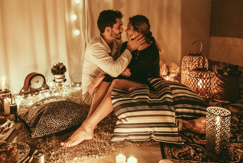 valentine's day shayari for girlfriend in hindi