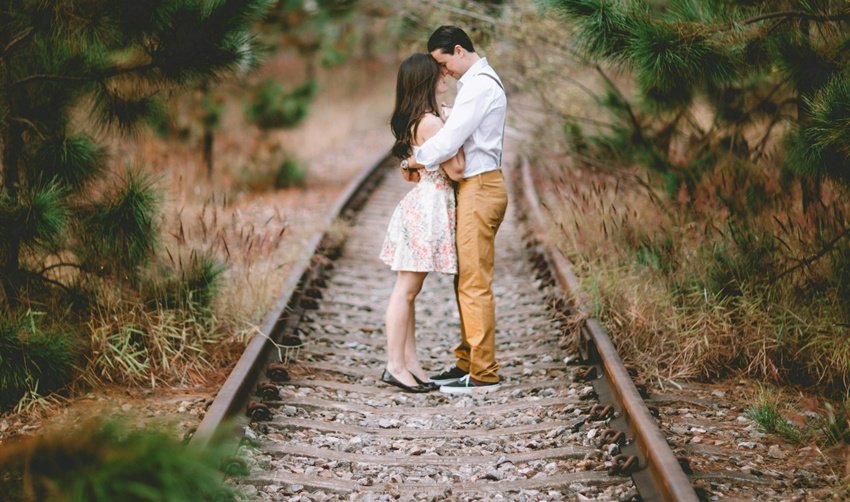 Happy Valentine's Day 2025 Shayari, Wishes