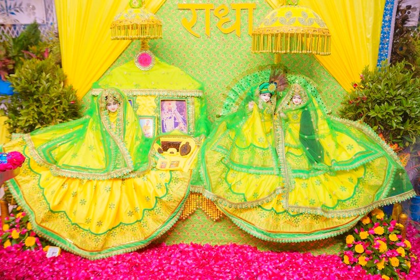 Laddu Gopal Bhog