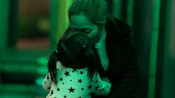 पांच साल की बेटी मम्मी से लगवा रही थी नेल पॉलिश, अचानक बेहोश होकर गिरी, बीमारी ऐसी कि डॉक्टर भी हैरान