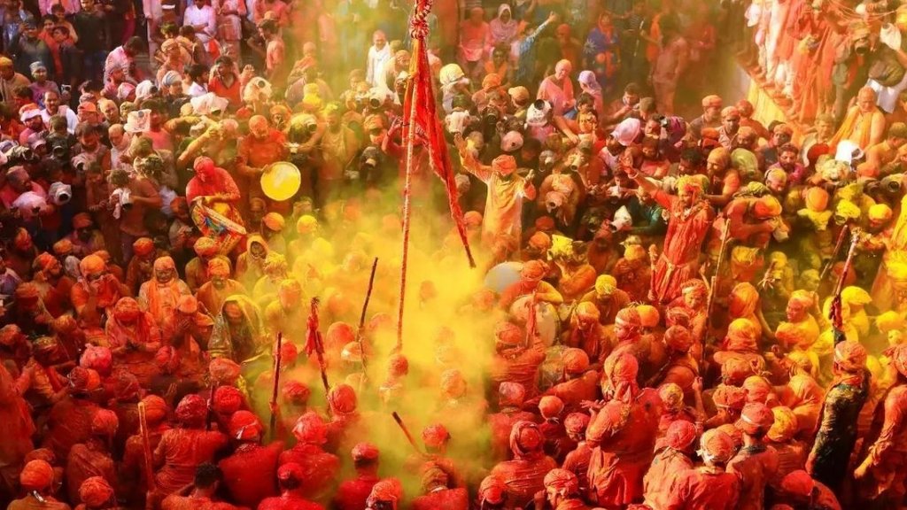 Holi in barsana 2025, Lathmar Holi And Its Importance, Who Start Lathmar holi, Lathmar Holi kab hai, Lathmar Holi date in Barsana, When is Lathmar Holi, Lathmar Holi History, Lathmar Holi Importance, How to Play lathmar Holi, Holi 2025, Holi 2025 Date, Holi 2025 Tithi, When is Holi, Lathmar 2025