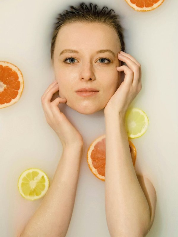 Lemon with Honey for Skin