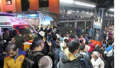 New Delhi Railway Station Stampede: सीढ़ियों से गिर रहे थे, प्लेटफॉर्म पर कुचला गया… भगदड़ की पूरी कहानी, पीड़ितों की जुबानी