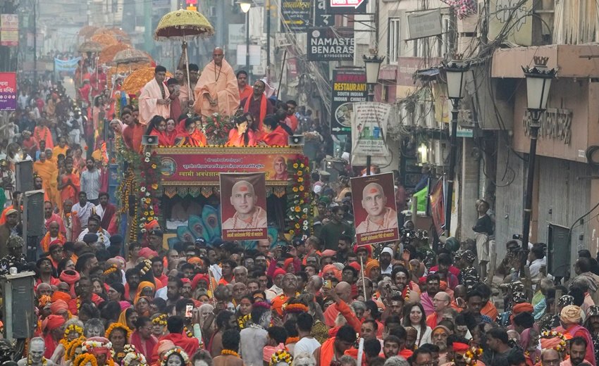 Kashi Vishwanath Naga Sadhu News