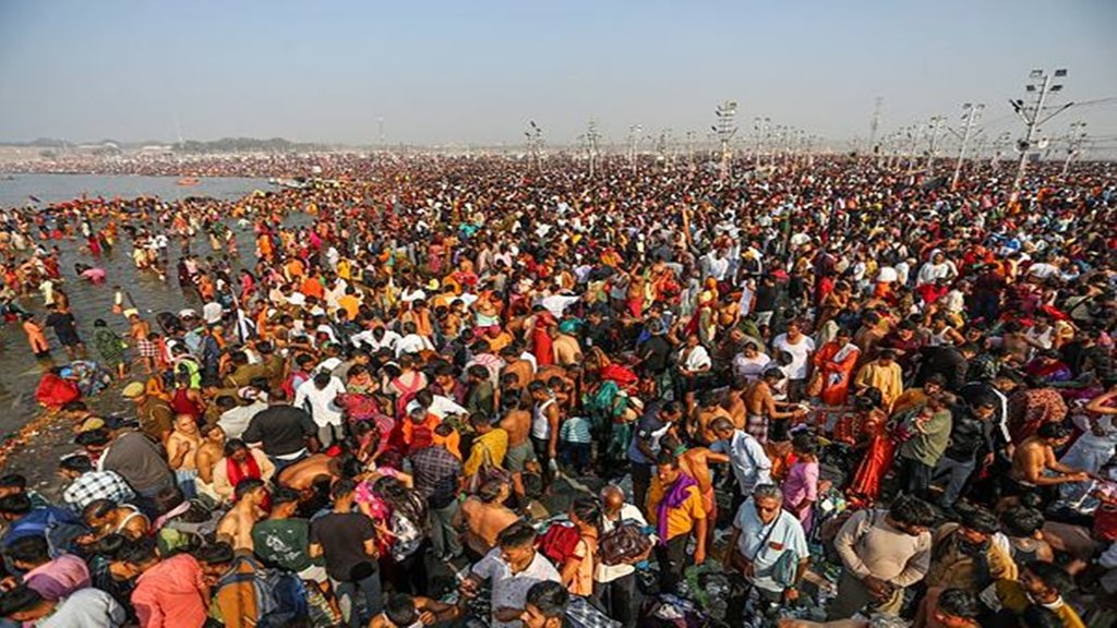 Mahakumbh, Devotees