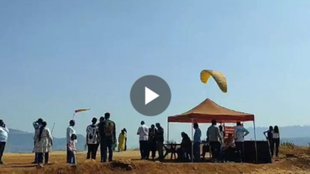 Maharashtra student paragliding video