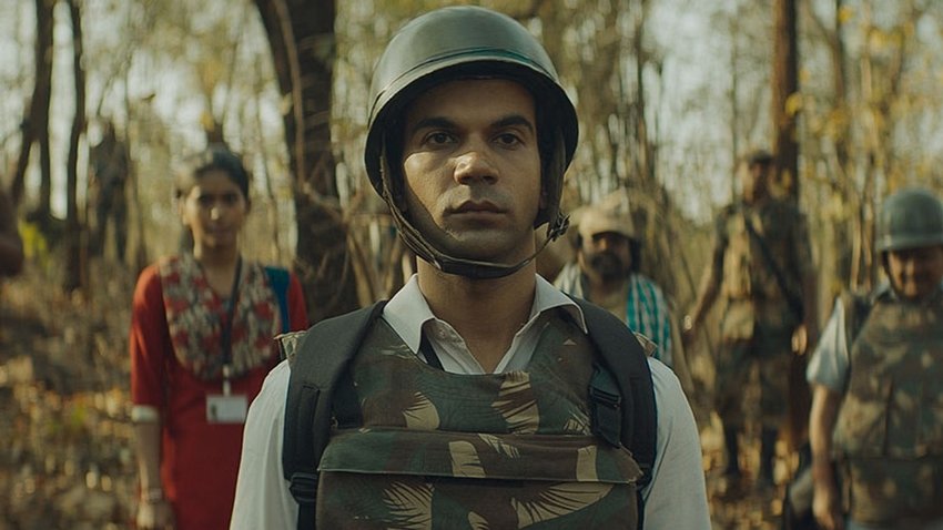 Newton (2017)