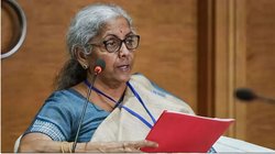 New Income Tax Bill 2025: वित्त मंत्री ने लोकसभा में पेश किया नया इनकम टैक्स बिल, आयकर भरना होगा आसान
