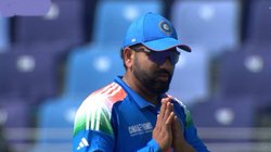 IND vs NZ: अक्षर पटेल बांग्लादेश के खिलाफ हैट्रिक से चूके; रोहित शर्मा ने टपकाया कैच, हाथ जोड़कर मांगी माफी