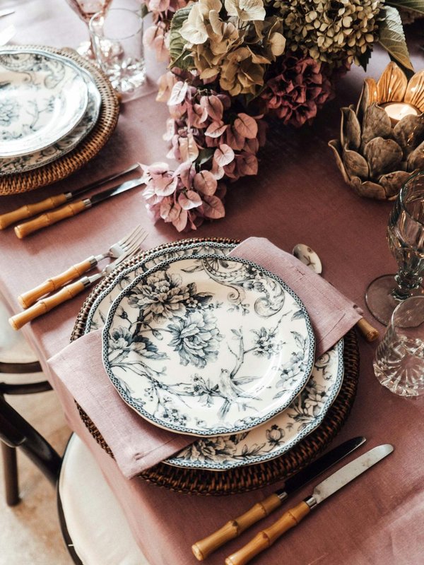 Romantic dinner ideas for couples